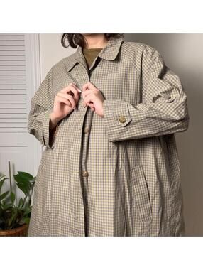 Vintage GAP Checkered Rain Shell M